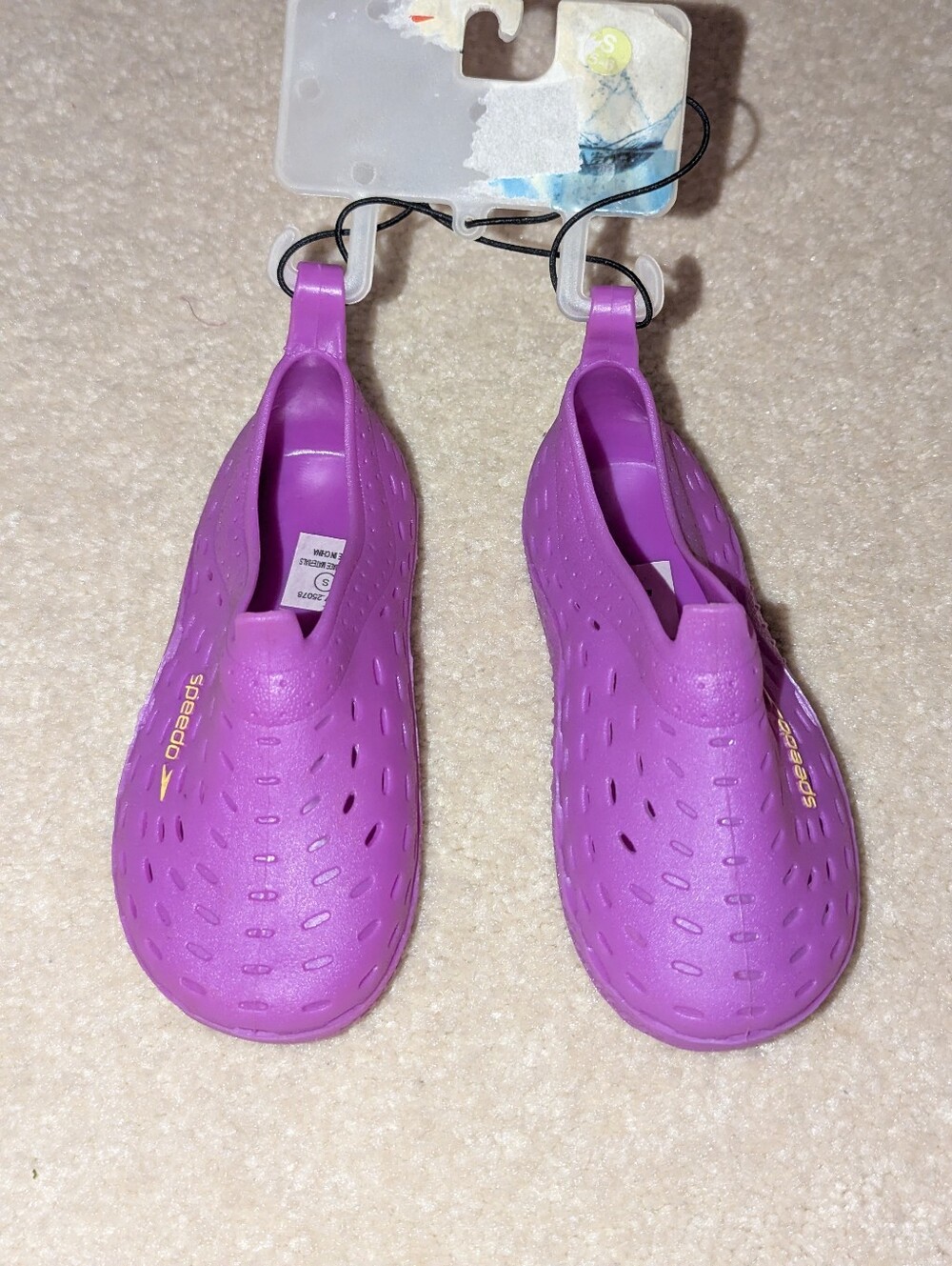 Nwt Kids Speedo Shoes Sz S 5-6